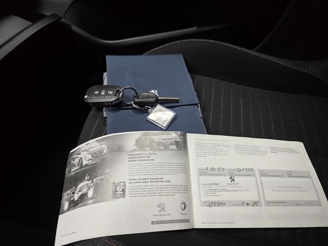 Peugeot 208 1.2 PureTech Blue Lease Active/ Camera/ 16'' LMV/ LED Koplampen/ Navi/ Apple + Android/ Airco/ Cruise/ Elek. pakket/ Isofix/ Bluetooth/ Multi. LEDER. Stuur/ PDC/ LED Dagrijverl.