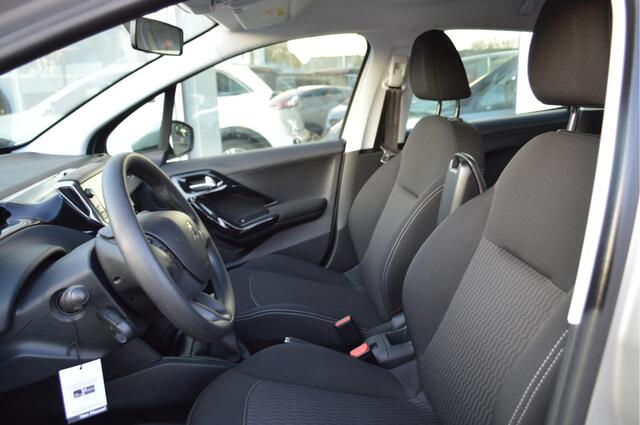 Peugeot 208 1.2 PureTech Blue Lion