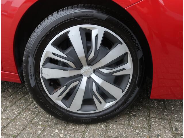 Peugeot 208 75 Pk benzine Active * Airco * Cruise Control * Verkeersbordherkenning * Parkeersensoren * Vingerhoets; Vierde generatie Eersteklas Service !
