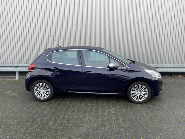 Peugeot 208 1.2 PureTech GT-line AUTOMAAT, 133Dkm, Apple CarPlay, Clima, CC, Navi, PDC, LM, nw. APK - Inruil Mogelijk -
