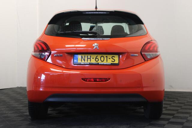 Peugeot 208 1.2 PureTech Blue Lion |Navi|