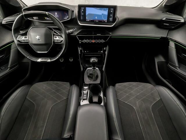 Peugeot 208 1.2 PureTech GT Sport (PANORAMADAK, APPLE CARPLAY, LEDER/ALCANTARA, SFEERVERLICHTING, 360 CAMERA, ADAPTIVE CRUISE, SPORTSTOELEN, LED KOPLAMPEN, KEYLESS, NIEUWSTAAT)