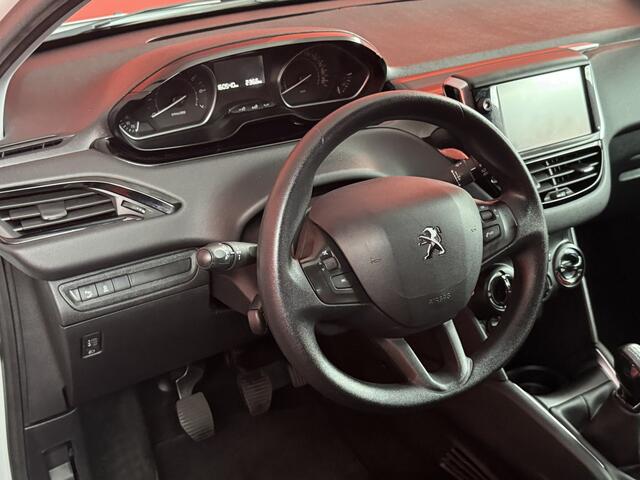 Peugeot 208 1.2 PureTech Blue Lion | Airco | Cruise control | Navigatie