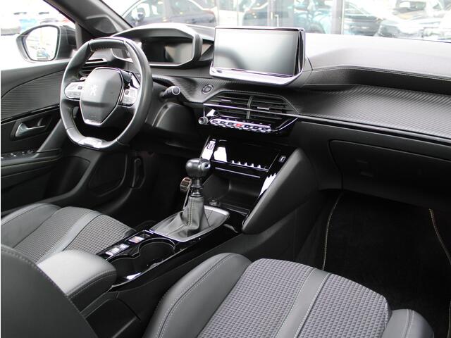 Peugeot 208 1.2 PureTech GT | Navi / Panoramadak / Camera