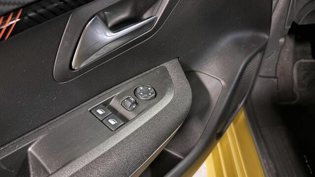 Peugeot 208 1.2 PureTech Active 1 jr BOVAG garantie | Car Play | Cruise