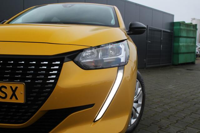 Peugeot 208 1.2 PureTech Active | Incl. 12 maanden garantie | Airco | Apple carplay/Android auto | Cruise control | Bluetooth | DAB | Elektrische ramen |