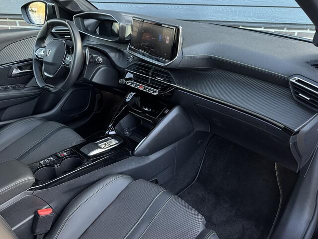 Peugeot 208 1.2 Hybrid 145 pk e-DCS6 GT Panoramadak, Camera, Carplay
