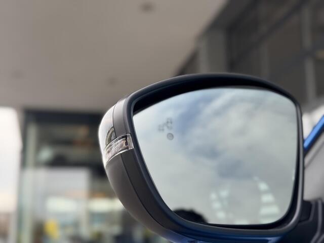 Peugeot 208 GT 1.2 Hybrid 110 e-DCS6 | NAVI | ADAPTIVE CRUISE CONTROL | 17 INCH LM-VELGEN | CAMERA |