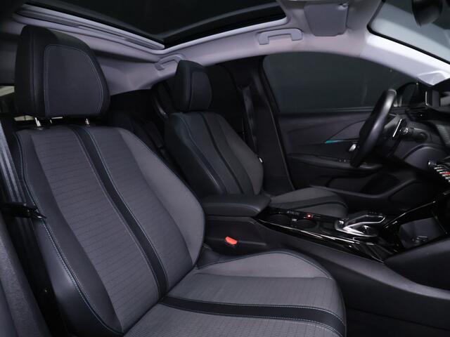 Peugeot 208 1.2 PureTech Blue Lease Allure RIEM VERV. [DIGITAL DASHBOARD, PANORAMADAK, APPLE CARPLAY, CAMERA, PDC V+A, FLIPPERS, NAVIGATIE, NIEUWSTAAT]