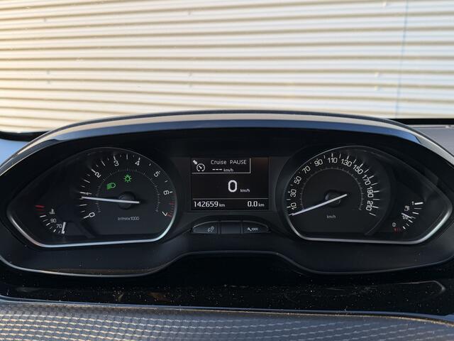 Peugeot 208 1.2 PureTech Allure | Nieuw Binnen | Navigatie | Climate Control | PDC | APK 29-04-2027 |