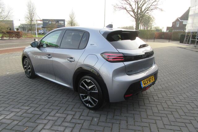 Peugeot 208 Hybrid 100 e-DCS6 GT, Panoramadak