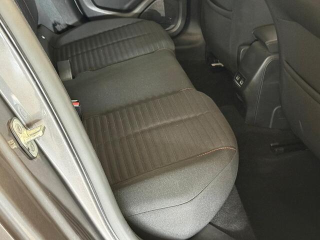 Peugeot 208 1.2 Automaat Carplay Cruise Camera Clima Lm velgen 1 Eigenaar