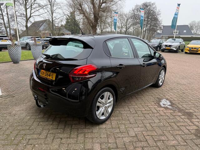 Peugeot 208 1.2 PURETECH SIGNATURE 5-DRS AIRCO/CRUISE/NAVI/AUTOMAAT