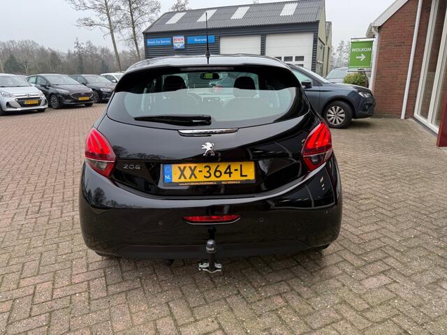 Peugeot 208 1.2 PURETECH SIGNATURE 5-DRS AIRCO/CRUISE/NAVI/AUTOMAAT