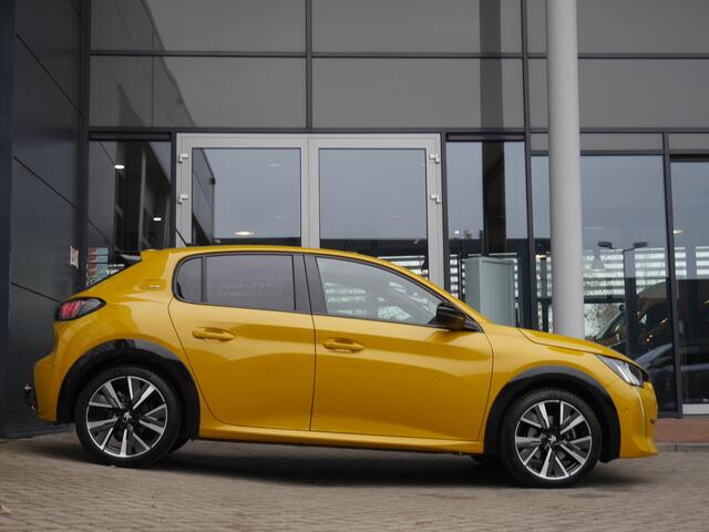 Peugeot 208 1.2 PureTech GT | Lage km.stand | Keyless start | Full led | 17 inch lichtmetalen velgen | Trekhaak | Parkeersensoren voor en achter | Achteruitrijcamera | Climate control | Cruise control