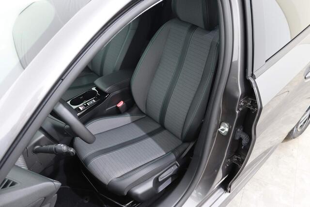 Peugeot 208 1.2 PURETECH 100PK ALLURE PACK | Carplay | Adaptive Cruise | Camera