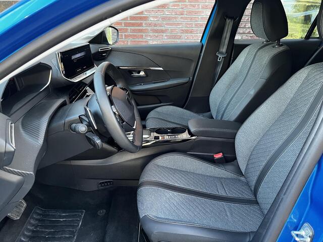 Peugeot 208 Allure 1.2 Hybrid 110pk e-DCS6 | 360° CAMERA | NAVI | ADAPTIVE CRUISE | LM-VELGEN | DAB+ | EXTRA GETINTE RAMEN |