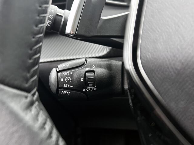 Peugeot 208 Hybrid 110 pk Automaat Allure | Rijklaar | 360 Camera | Navigatie | Dodehoekdetectie |