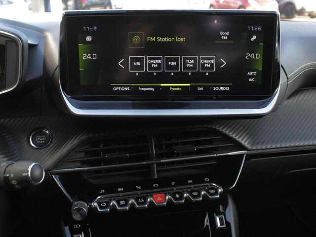 Peugeot 208 1.2 PureTech GT | Navi | Cruise | Clima | Lm-Velgen