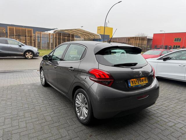 Peugeot 208 1.2 PureTech Blue Lease Allure | 2E EIGENAAR | 12MND GARANTIE | AIRCO | DAB | CARPLAY | NAVI | CRUISE