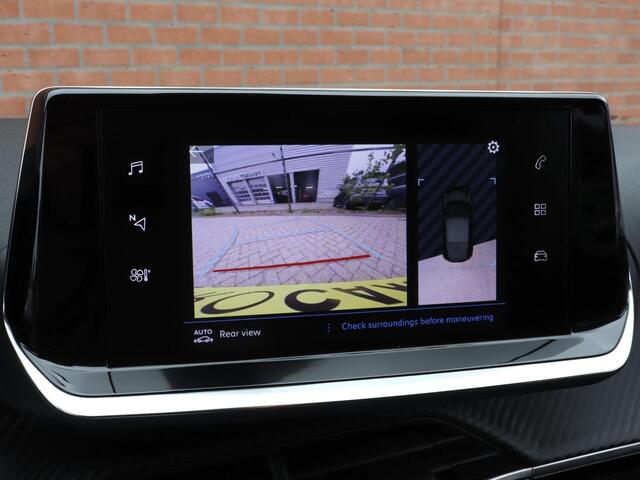 Peugeot 208 1.2 PureTech 101pk Allure Pack | Navigatie | Apple Carplay/Android Auto | Climate Control | Digitale Cockpit | Parkeer sensoren | Verwarmde voorstoelen