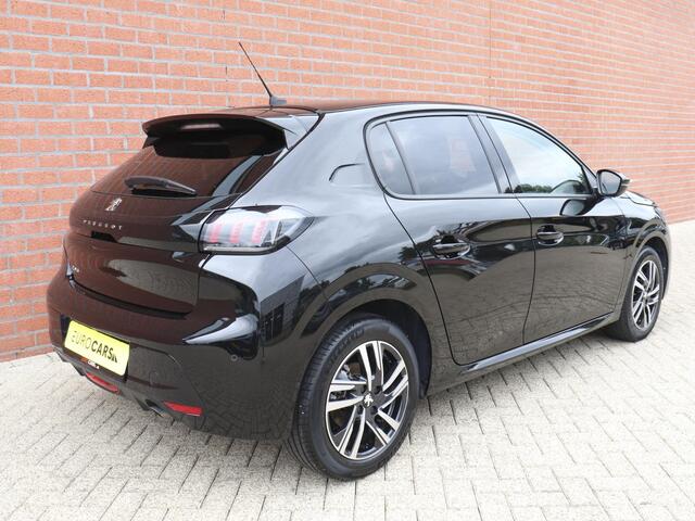 Peugeot 208 1.2 PureTech 101pk Allure Pack | Navigatie | Apple Carplay/Android Auto | Climate Control | Digitale Cockpit | Parkeer sensoren | Verwarmde voorstoelen