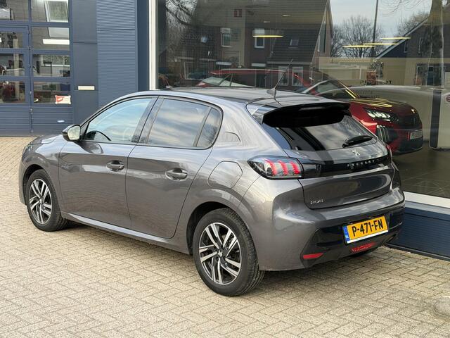 Peugeot 208 1.2 Allure | Slechts 43.700 KM | LED Koplampen | Touch Screen | Extra Getinte zijruiten achter | 16' Inch LM Velgen | Automatisch Handrem | Apple Carplay | DAB Radio | Cruise Control | Climate Control |