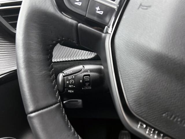 Peugeot 208 PureTech 82 PK Active Pack Stoelverwarming | Apple Carplay / Android Auto | Navigatie