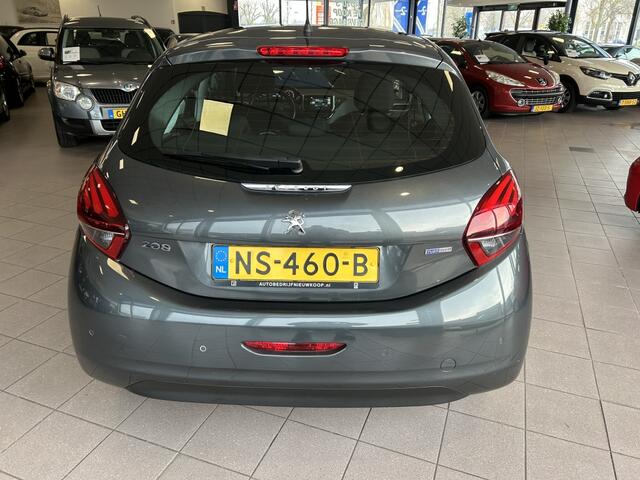 Peugeot 208 1.2 PureTech Allure NAVI PANO DAK BJ 2017 !!!