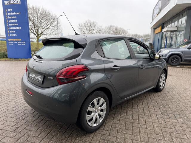 Peugeot 208 1.2 PURET. BLUE LION NAVI AIRCO PDC