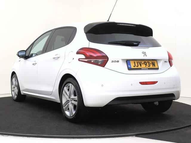Peugeot 208 1.2 PureTech Style | Airco | Cruise control | Stoelverwarming!