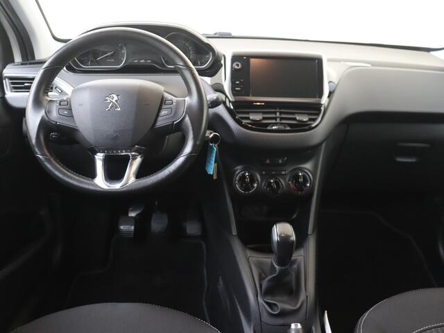 Peugeot 208 1.2 PureTech Style | Airco | Cruise control | Stoelverwarming!