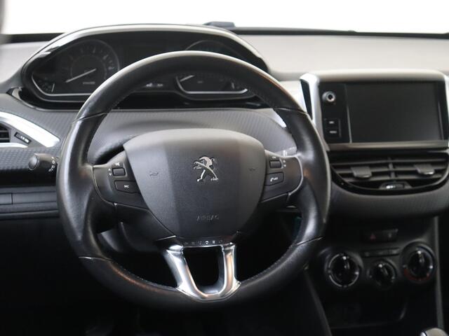 Peugeot 208 1.2 PureTech Style | Airco | Cruise control | Stoelverwarming!