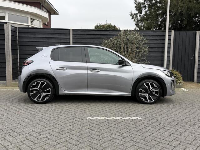 Peugeot 208 GT 1.2 Hybrid 145PK e-DCS6 Automaat Navigatie, Camera Voor & Achter, Keyless, Stoelverwarming, Parkeersensoren