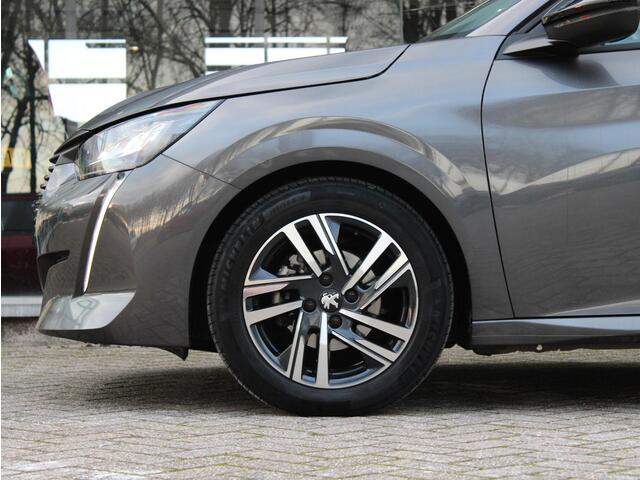 Peugeot 208 1.2 PT Style CAMERA/NAVI/LED
