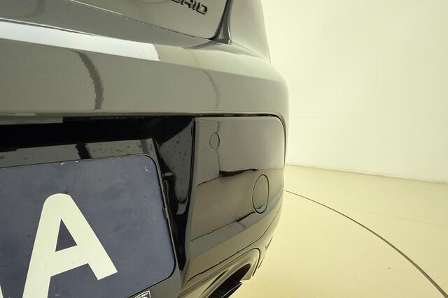 Peugeot 208 1.2 Hybrid 110 e-DCS6 Allure Automaat l Climate Control l Adaptive Cruise Control l LED l Digitaal Instrumentenpaneel l 10'' Infotainment l DAB l Wireless Apple Carplay/Android Auto l TomTom Navigatie l Lichtmetalen Velgen