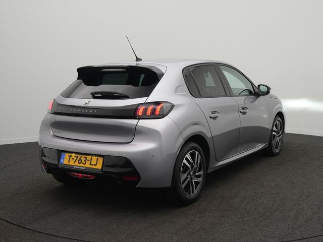 Peugeot 208 1.2 PureTech Allure Pack - RIJKLAARPRIJS - All Seasonbanden - Automaat - Achteruitrijcamera - Apple Carplay - Android Auto
