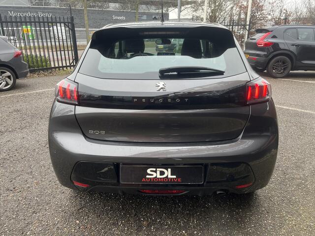 Peugeot 208 1.2 PureTech Allure // CRUISE CONTROL // PARKEERSENSOREN // AIRCO // APPLE-ANDROID AUTO //