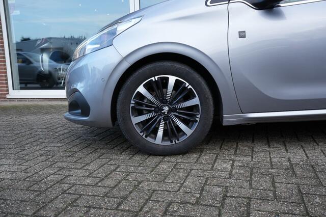 Peugeot 208 1.2 PURETECH ALLURE - ALL IN PRIJS- Camera- Navi- Carplay