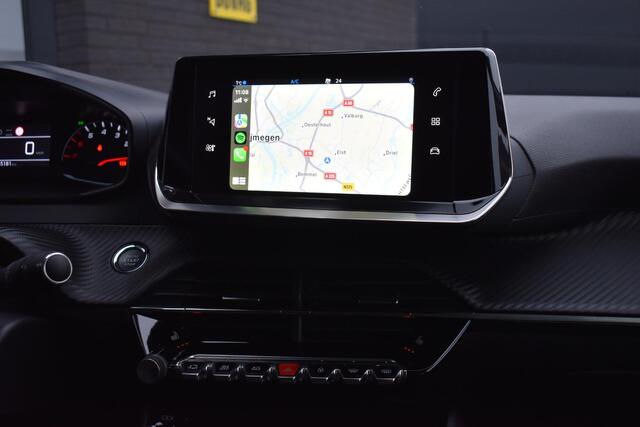 Peugeot 208 1.2 PureTech 100PK Allure Pack | Carplay | Camera | Stoelverw. | Keyless | Incl. garantie