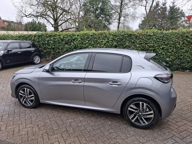 Peugeot 208 1.2 PureTech Allure CARPLAY/LED/NAVI/PDC.A/CLIMAT 100PK