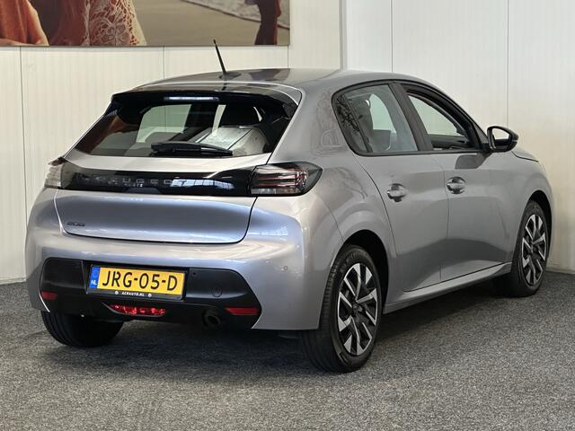 Peugeot 208 1.2 ACTIVE 75PK MODEL 2025 APPLE CARPLAY/ANDROID PARKEERSENSOREN CRUISE CONTROL AIRCO RIJSTROOKSENSOREN LED VERLICHTING ZEER MOOI !! 3010