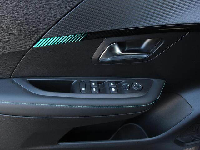 Peugeot 208 1.2 PureTech Allure Pack | Navigatie | Apple Carplay/Android Auto | Achteruitrij camera | Climate control | LED | Adaptieve cruise control | Parkeersensor achter | Verwarmde voorstoelen | Lichtmetalen velgen