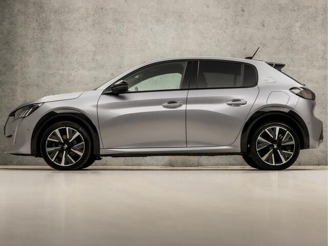 Peugeot 208 1.2 PureTech GT-Line Sport (VIRTUAL COCKPIT, ZWART DAK, APPLE CARPLAY, 360 CAMERA, KEYLESS, SFEERVERLICHTING, ADAPTIVE CRUISE, GETINT GLAS, NIEUWSTAAT)