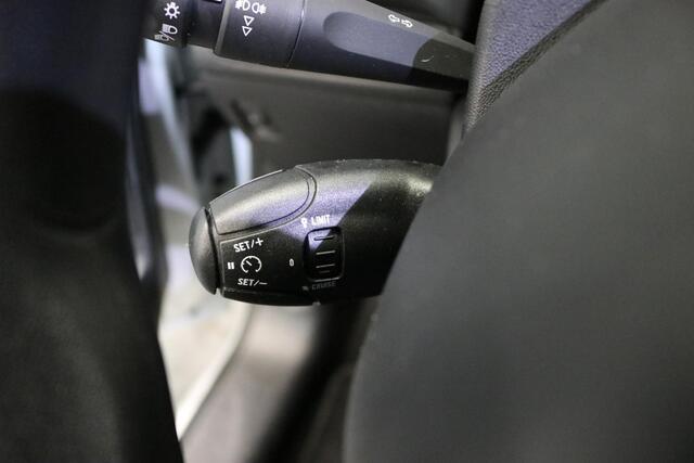 Peugeot 208 1.2 PureTech Blue Lion