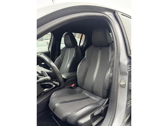 Peugeot 208 1.2 GT-Line |360 Camera|CarPlay|Stoel Verw|