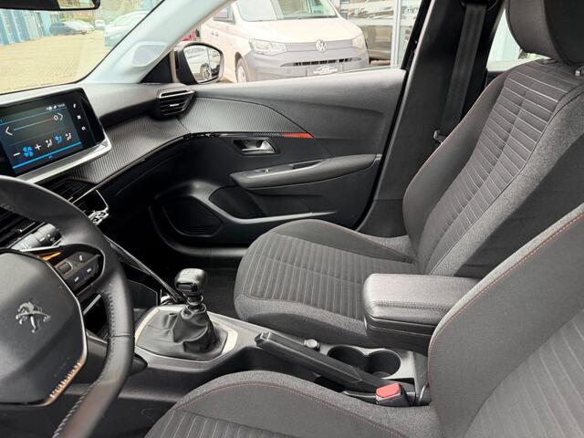 Peugeot 208 1.2 PT BLUE LEASE ACTIVE 100 PK NAVI AIRCO/ECC PDC