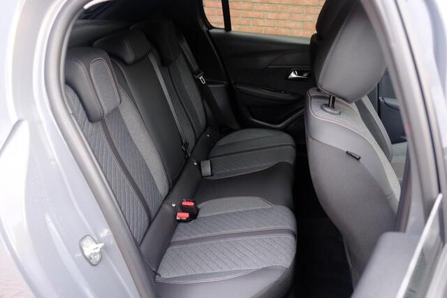 Peugeot 208 1.2 PureTech 100pk Allure | Navi | App Connect | Climate | Adaptive Cruise | Camera | Blind Spot | PDC