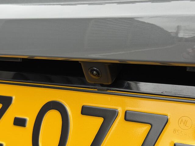 Peugeot 208 Allure 1.2 Hybrid 100PK e-DCS6 Automaat Navigatie, Achteruitrijcamera, Adaptieve Cruise Control, Parkeersensoren, Apple Carplay, Android Auto