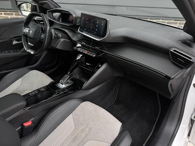 Peugeot 208 1.2 130 pk GT PACK Panoramadak, NIEUWE Distributieriem